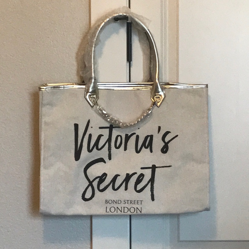 NWT, Victoria Secret tote bag